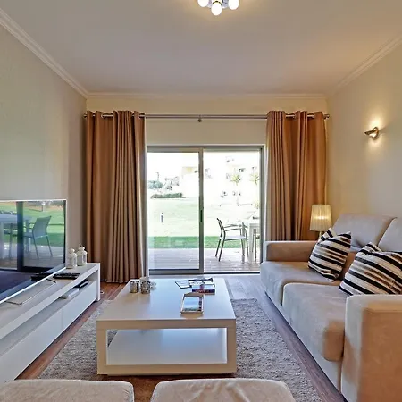 Apartment Paradise With Pool By Homing