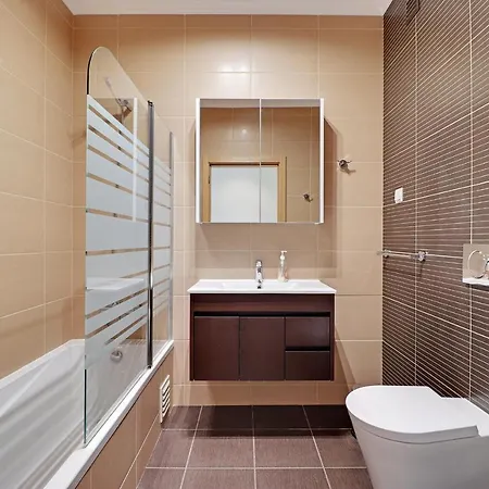 Paradise With Pool By Homing Appartamento